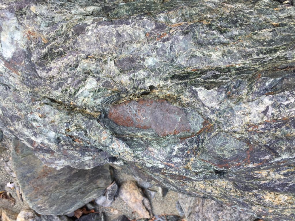 Rocce della vallata del torrente Piota nel comune di Lerma (AL)